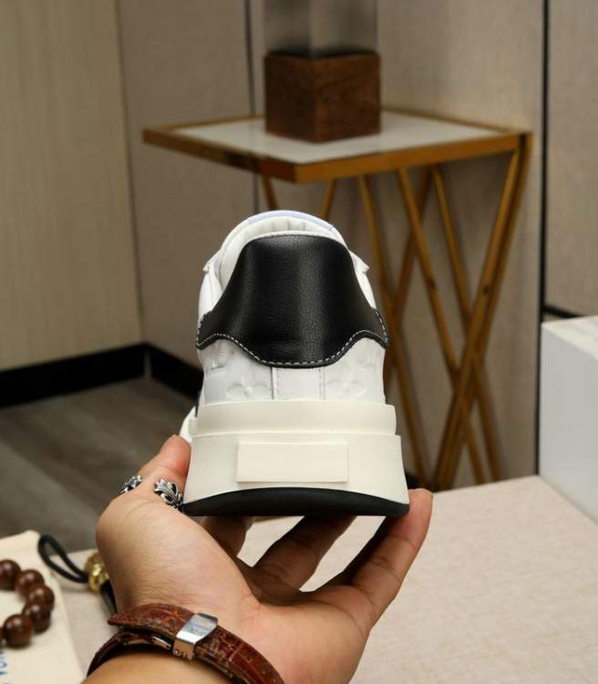 Picture of Louis Vuitton Shoes _SKULVsz38-44mnf033415292